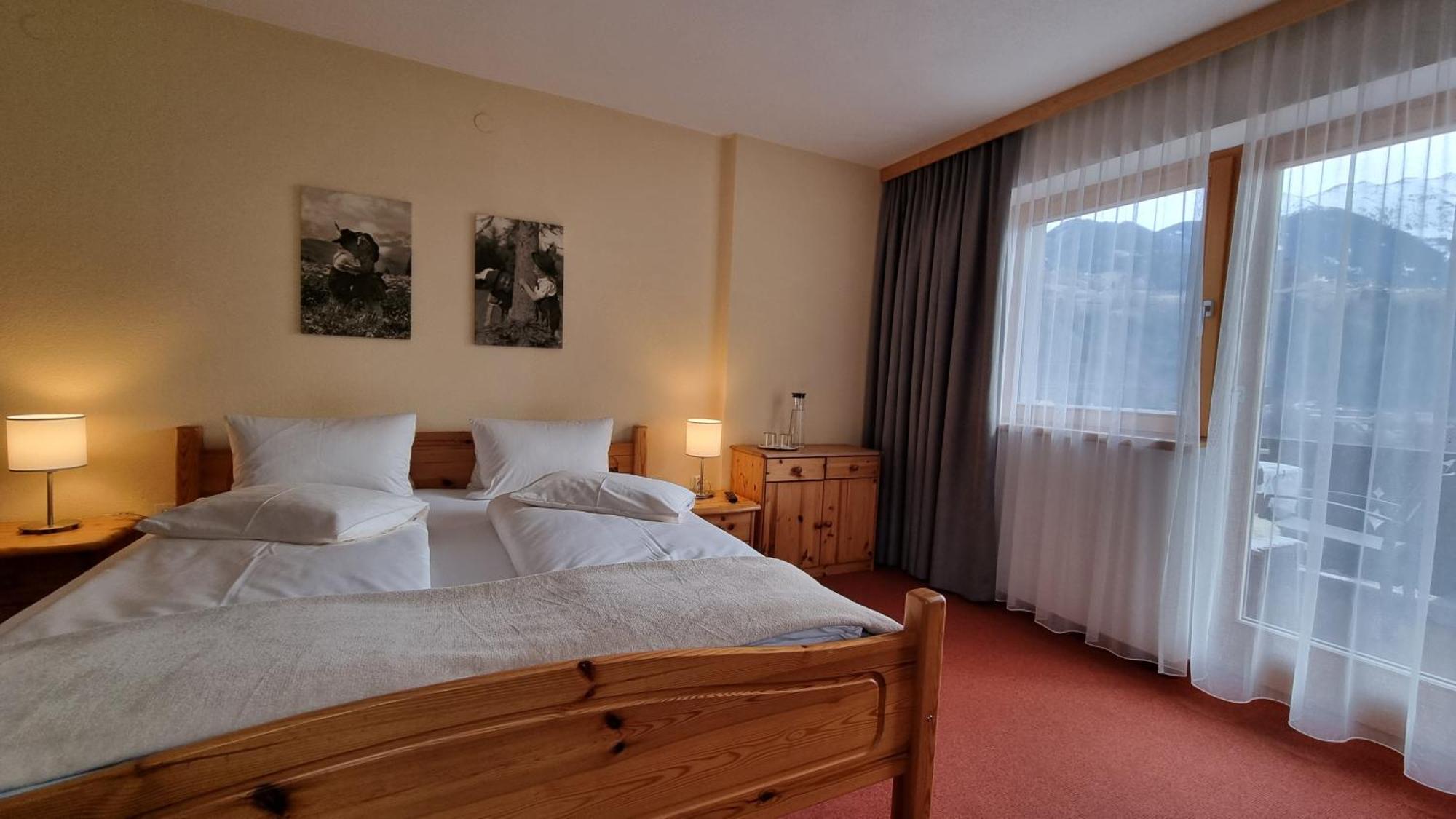 Hotel Haus Alpengluehn à Sautens Extérieur photo
