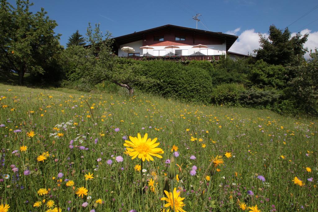 Hotel Haus Alpengluehn à Sautens Extérieur photo