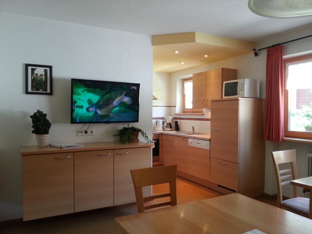 Hotel Haus Alpengluehn à Sautens Chambre photo